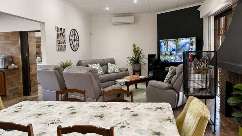 5 Bedroom Property for Sale in Sasolburg Ext 4 Free State